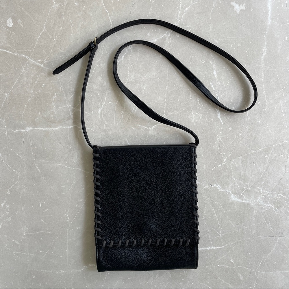 YVES SAINT LAURENT Vintage Stitch Braided Black Leather Shoulder Bag